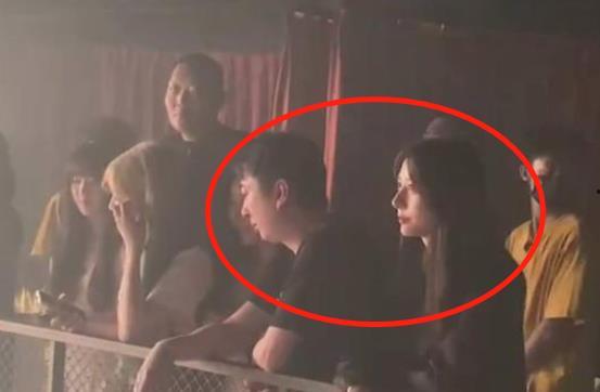 网红炸裂真实吃瓜事件,揭秘幕后真相与网络暴力 第2张 网红炸裂真实吃瓜事件,揭秘幕后真相与网络暴力 第2张